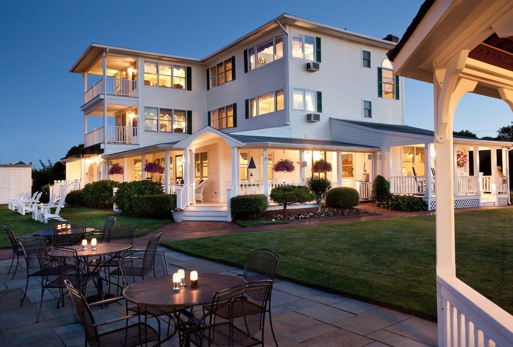 Inn At Harbor Hill Marina Niantic Exterior foto